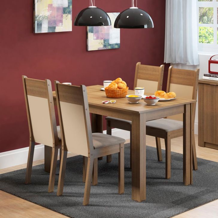 Conjunto de Sala de Jantar com Mesa e Quatro Cadeiras Marrons