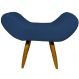 Puff Para Sala, Quarto E Escritório Decorativo Emilia Suede Azul Marinho Pé Castanho - Clique E Decore