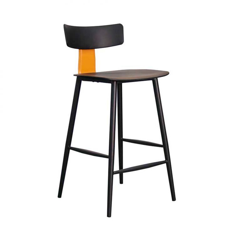 Banqueta Baixa Analu Polipropileno Preta e Caramelo