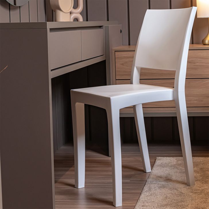 Conjunto de Cadeiras de Plástico Hydra Branca