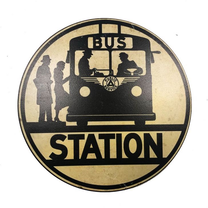 Placa Decorativa MDF 35x35Cm Personalizado Bus Station Bege