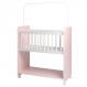 Mini Berço Fixo Compacto Portátil Para Bebê com Rodízio Colchão Suporte Para Mosquiteiro e Prateleira Rosa Branco
