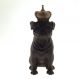 Enfeite Decorativo Cachorro Coroa Bege Resina Preto 28x12cm
