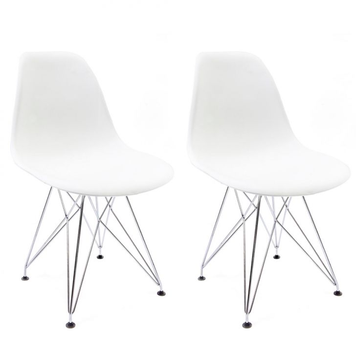 Conjunto com 2 Cadeiras Eames Cromado e Branco