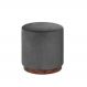 Puff Barcelona Decorativo Veludo Cinza Chumbo e Base Madeira