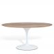 Mesa Saarinen Tulip Lateral Oval Imbuia 57x38cm Base Branca