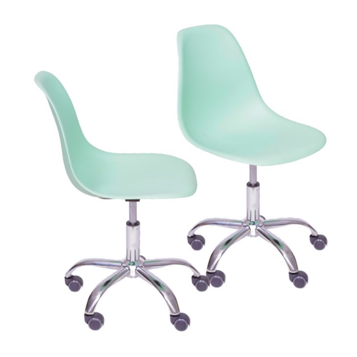 Conjunto com 2 Cadeiras DKR com Rodízios Verde Claro e Cromado