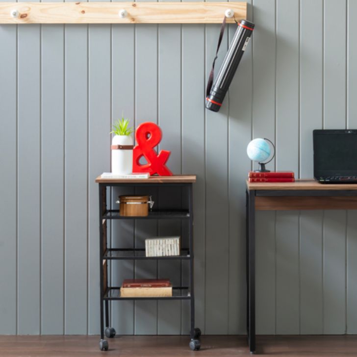 Mesa Lateral Salvia Preta e Amêndoa Rustico