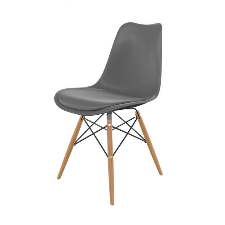 Cadeira Saarinen Konkret e Madeira