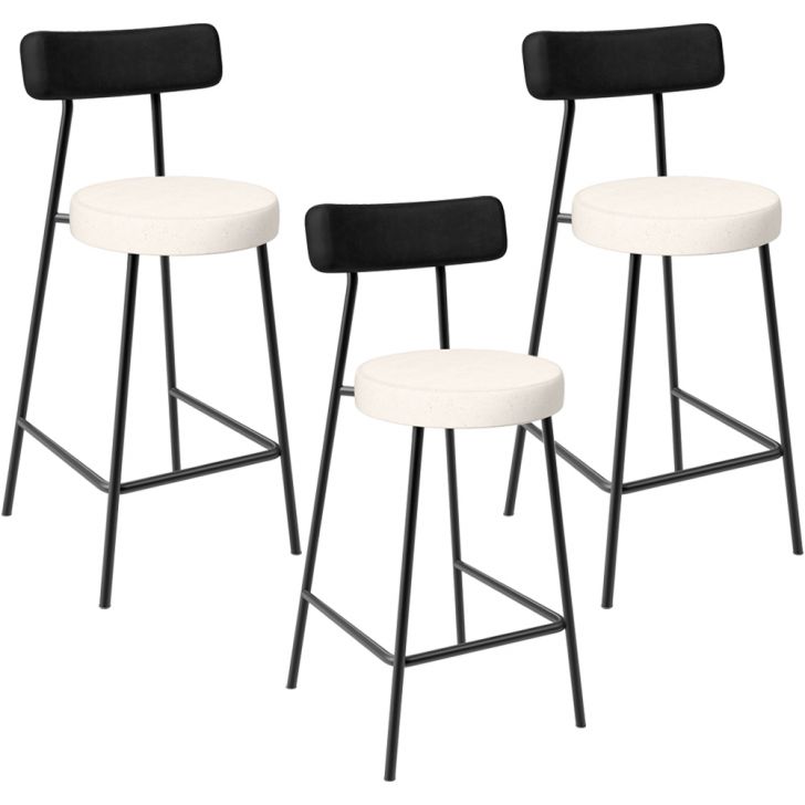 Kit 03 Banquetas Baixa Cozinha Sala Jantar Bancada Milão L02 Couríssimo Preto Linho Cru - Lyam Decor