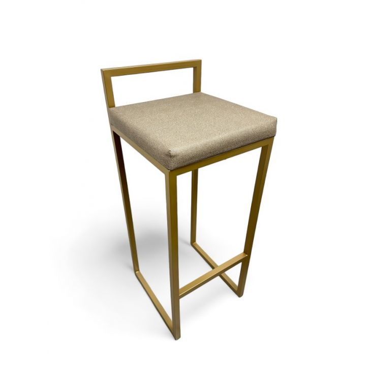 Banqueta Media Industrial Cozinha Bar Balcão Bistrô Quadro Estofado Bege Metalon Dourado.65cm