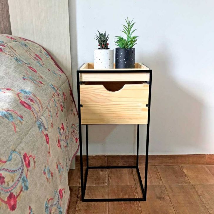 Mesa Lateral com Gaveta Industrial de Ferro e Madeira Natural e Preto