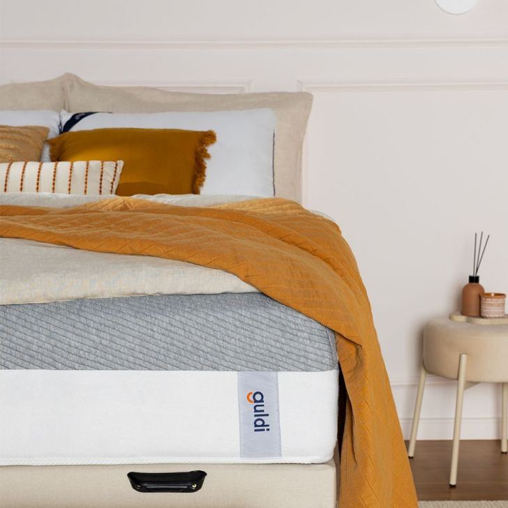 Colchão Queen Guldi Dream Mola Ensacada (30x158x198) Cinza E Branco