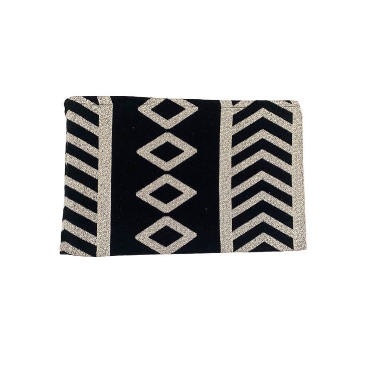 Passadeira Ubutun Preta e Branca 100x60 cm