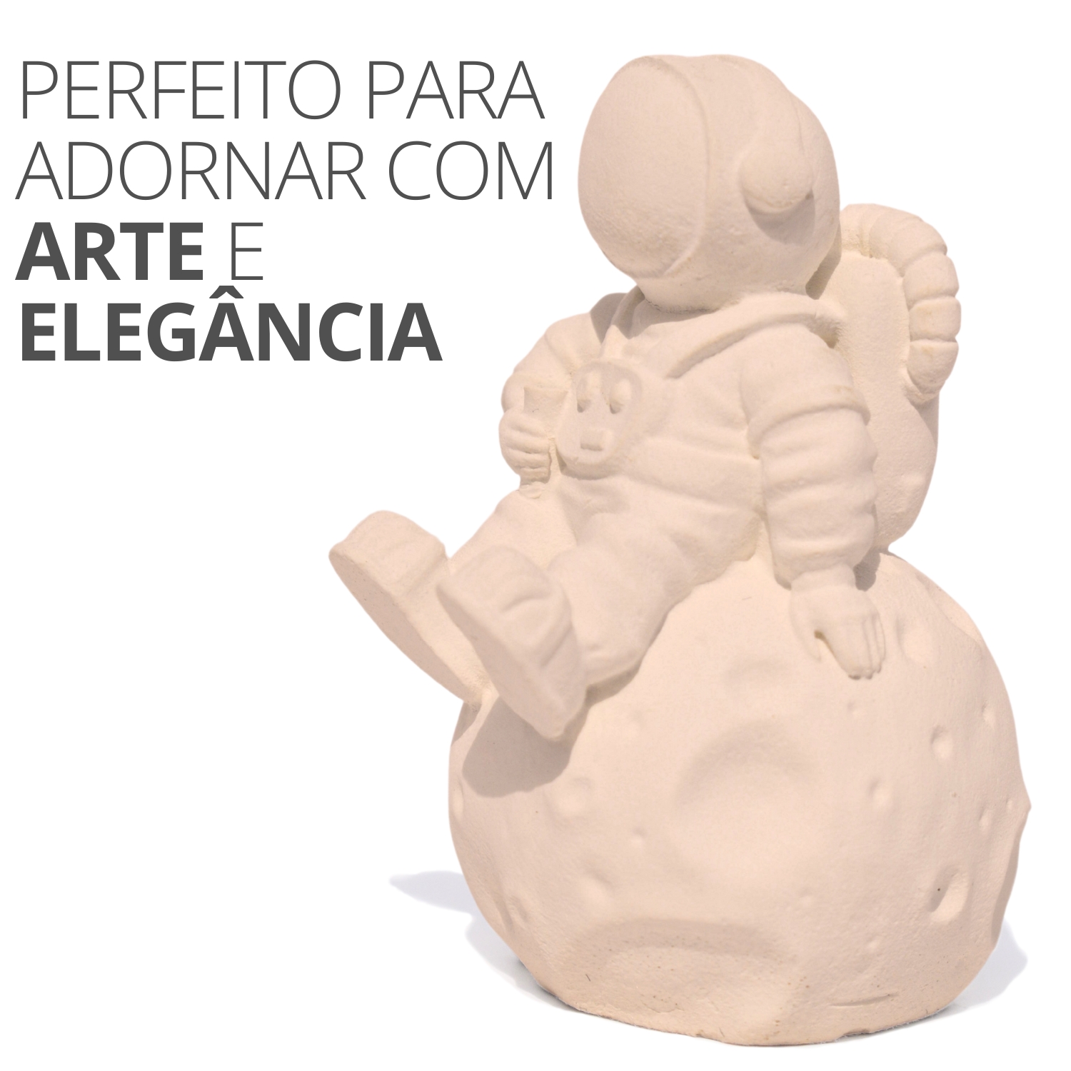 Estátua Decorativa Artesanal Astronauta 7,5cm em Cimento - Palha