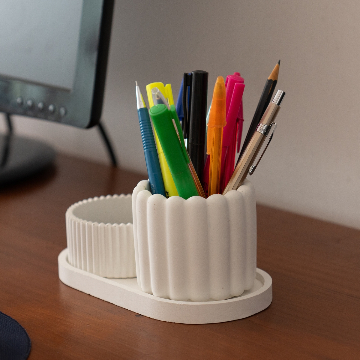 Vaso Decorativo Tulipa 8cm Artesanal em Cimento - Branco