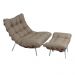 Poltrona Costela Original com Banqueta em Couro Areia Natural Base Branca