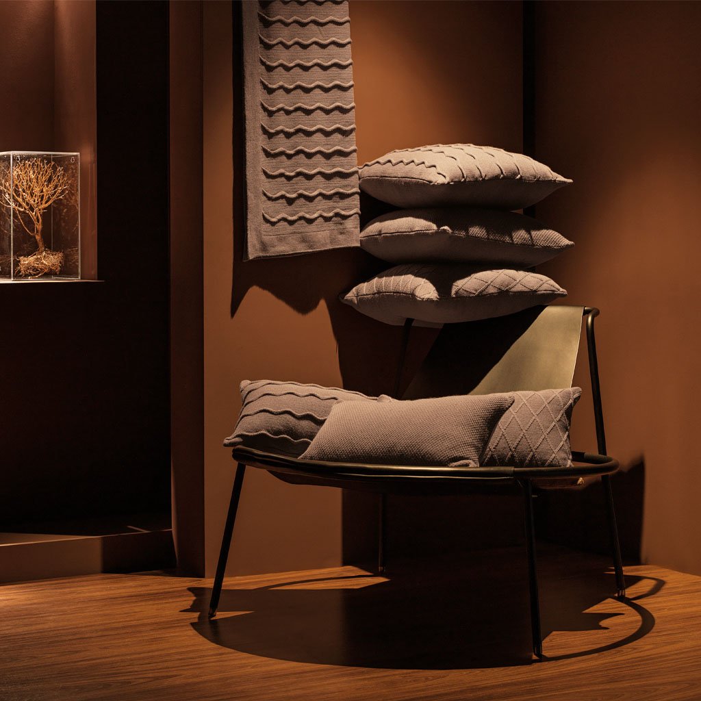 Almofada Domus Altenburg Tricot Decorativa 45x45cm Marrom Mocha
