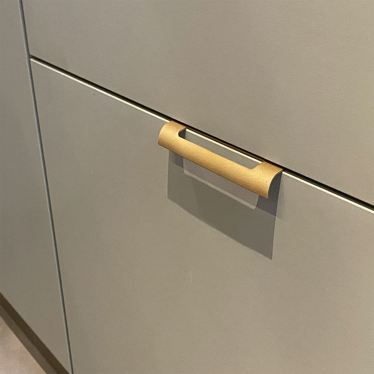 Kit 10 Puxadores para Móveis Thin Reto Alumínio Ouro 125mm Aluminium Decor