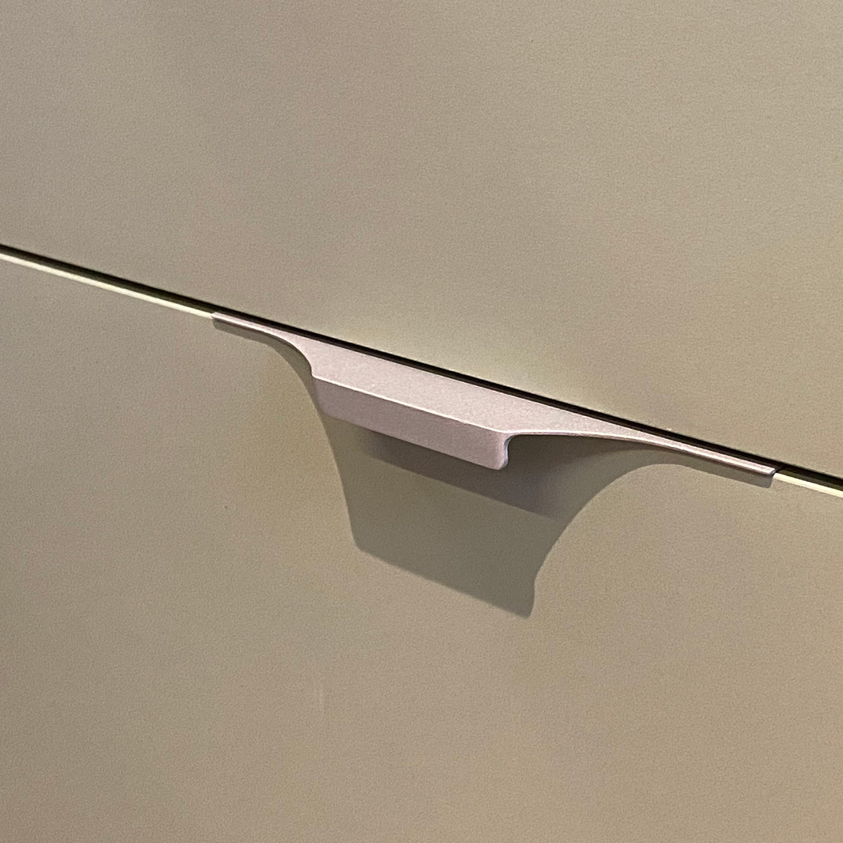 Puxador para Móveis Clean Cava Alumínio Prata 200mm Aluminium Decor