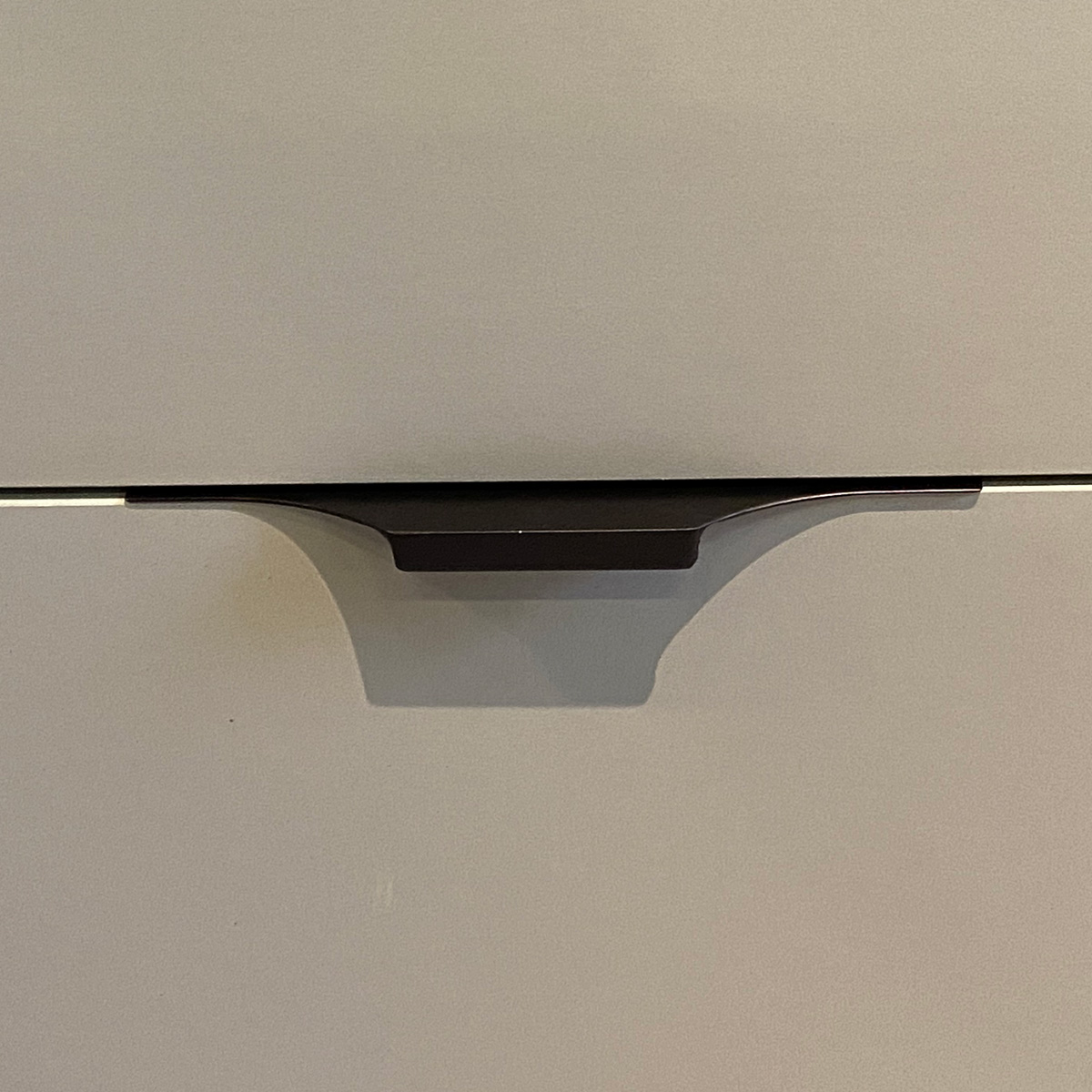 Puxador para Móveis Clean Cava Alumínio Preto 200mm Aluminium Decor