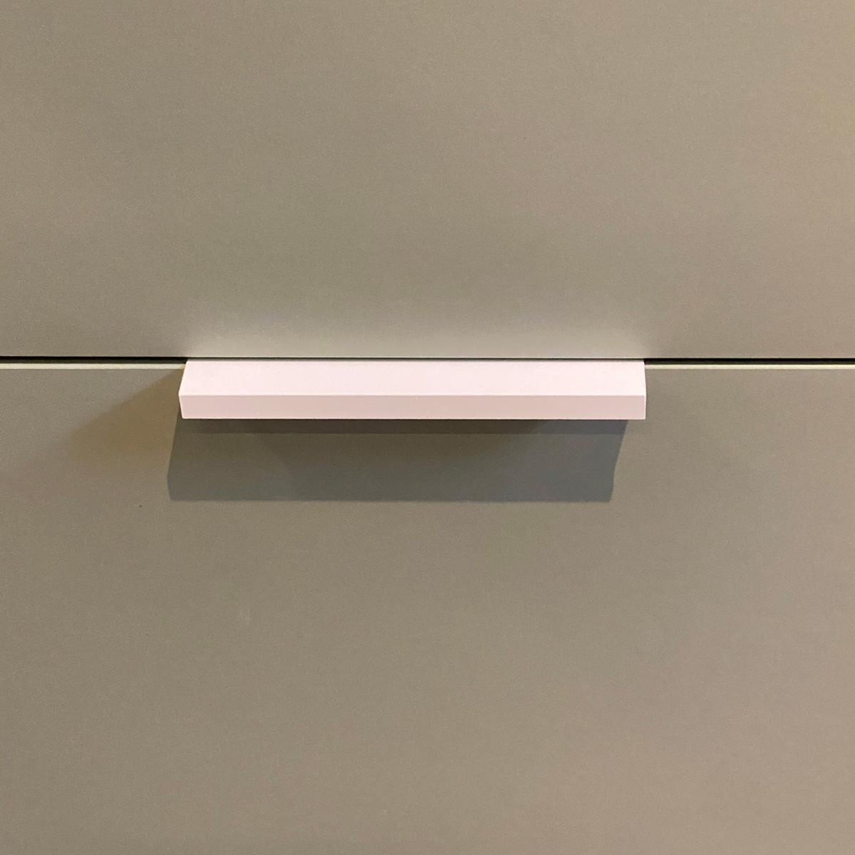 Puxador para Móveis Clean Reto Alumínio Branco 125mm Aluminium Decor