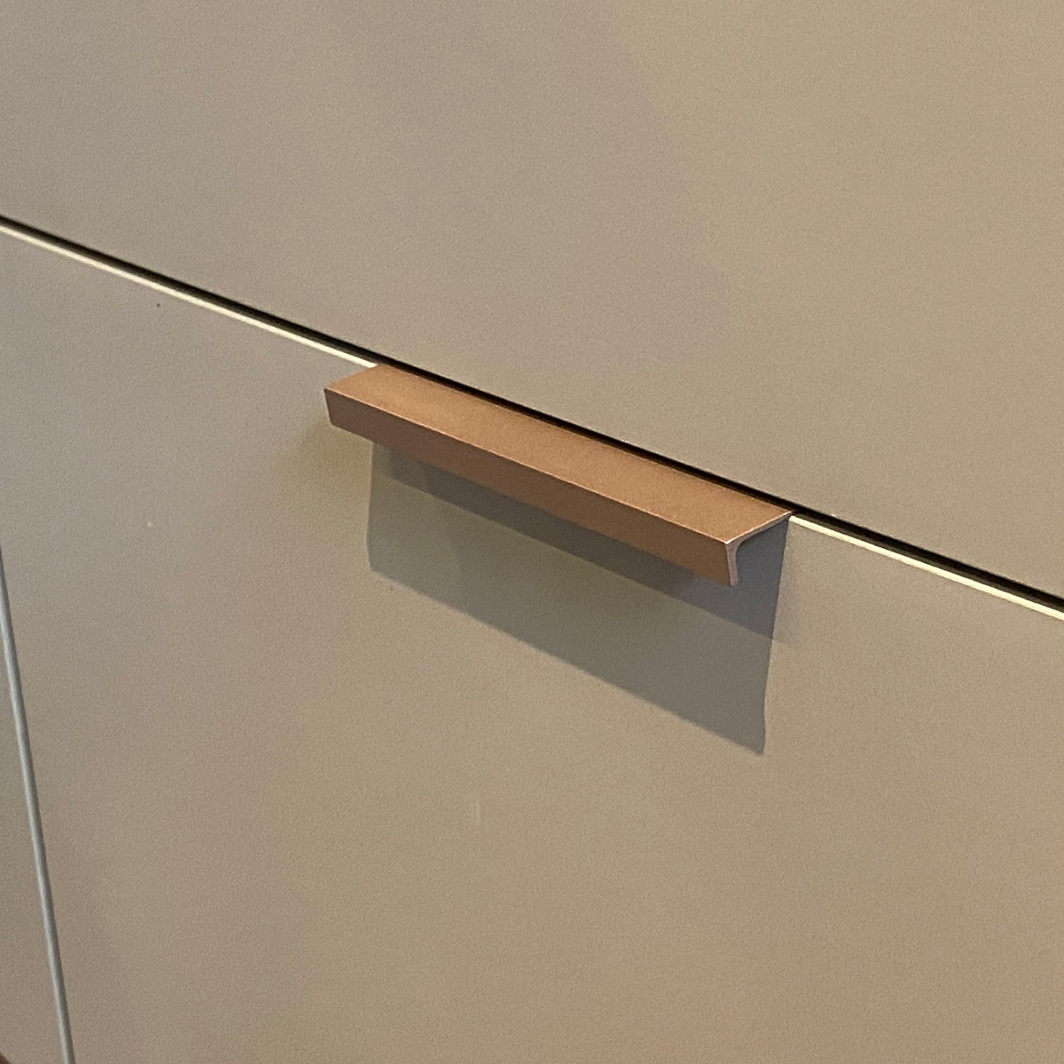 Puxador para Móveis Clean Reto Alumínio Champagne 125mm Aluminium Decor