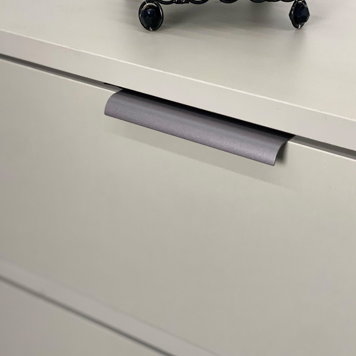 Puxador para Móveis Wave Reto Alumínio Titânio 125mm Aluminium Decor