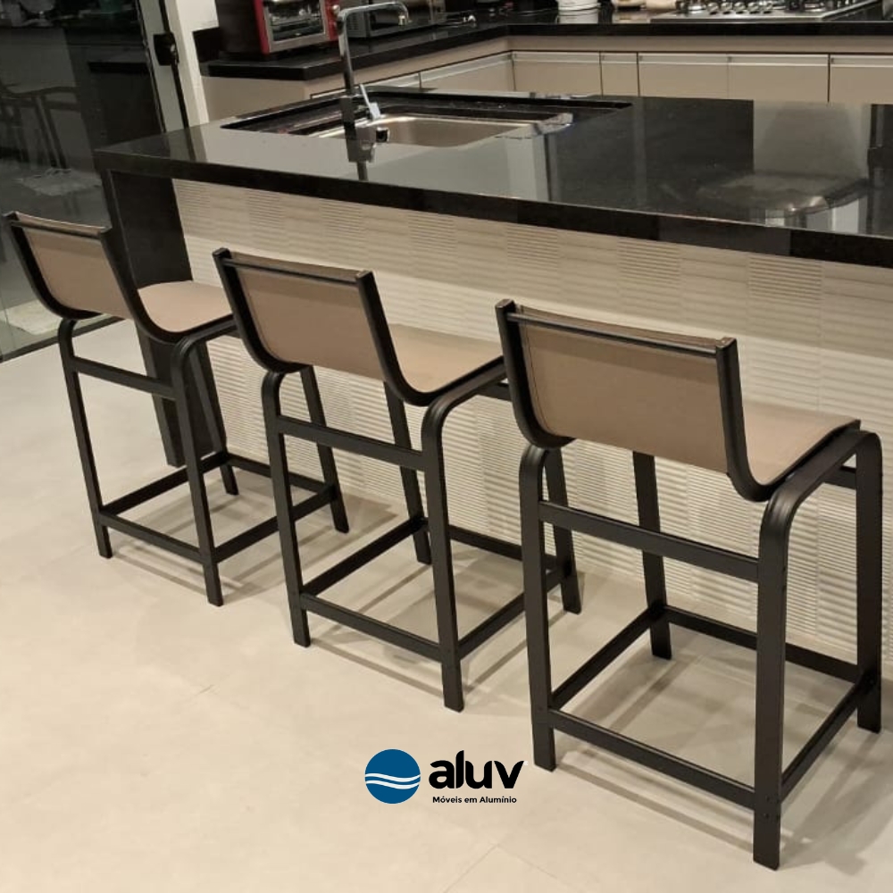 Kit 3 Banquetas Alta bancada Alumínio Preto Tela Fendi