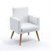 Poltrona Decorativa Estofada Vega Com Roda Pé Para Sala de Estar Couro Artificial Branco Aradecor
