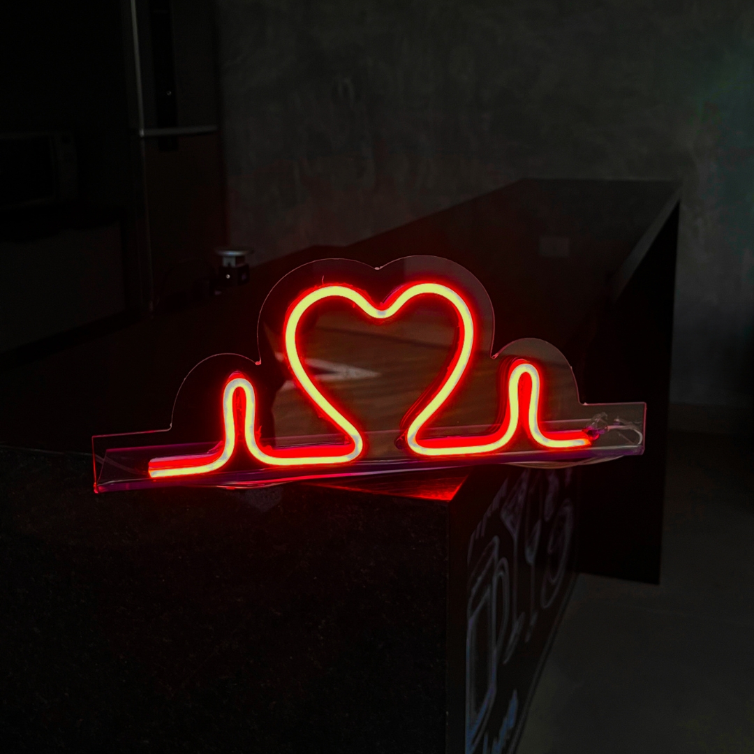 Painel Neon Led Coração Letreiro de Mesa Decoração Acrílico