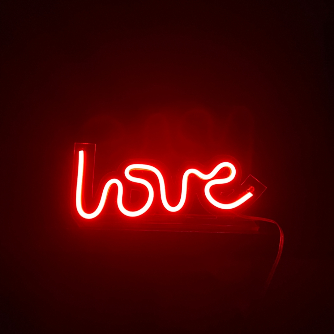 Painel Neon Led Love Letreiro de Mesa Decoração Acrílico