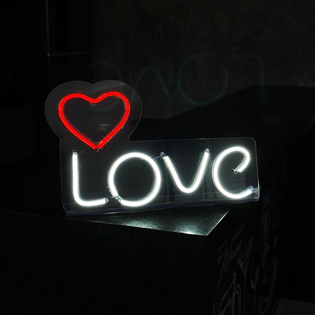 Painel Neon Led Love de Mesa Decoração Acrílico