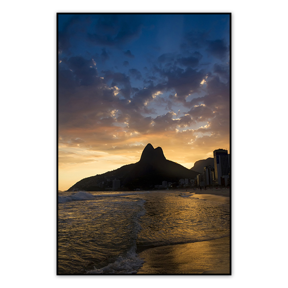 Quadro Decorativo Paisagem Praia de Ipanema, Tela em Canvas na Vertical ideal para ambiente de Sala de estar, jantar, reuniões, Quarto e Hall de entrada