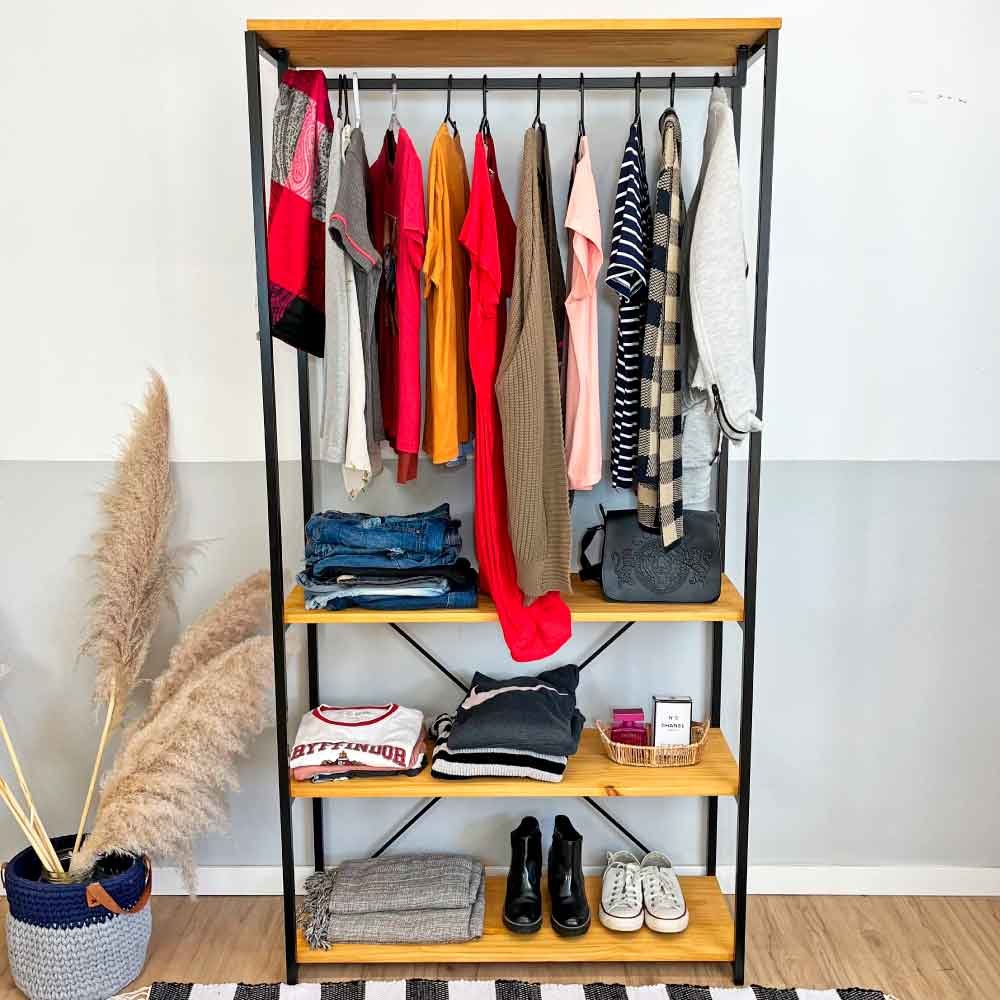 Arara de Roupas de Madeira e Ferro High Style Industrial Ample Nozes e Preto