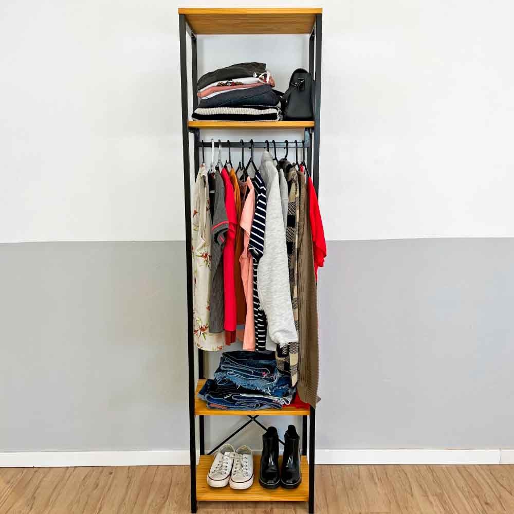 Arara de Roupas de Madeira e Ferro Middle Style Industrial Slim Nozes e Preto