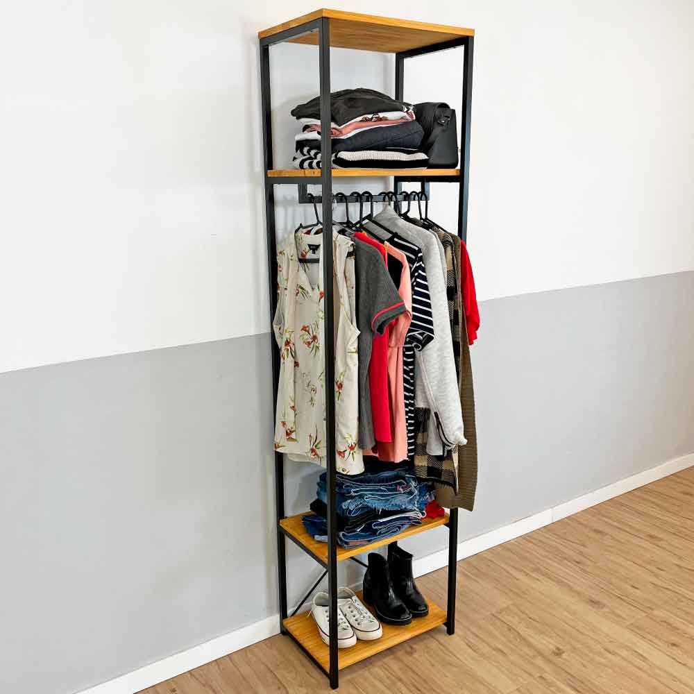 Arara de Roupas de Madeira e Ferro Middle Style Industrial Slim Nozes e Preto