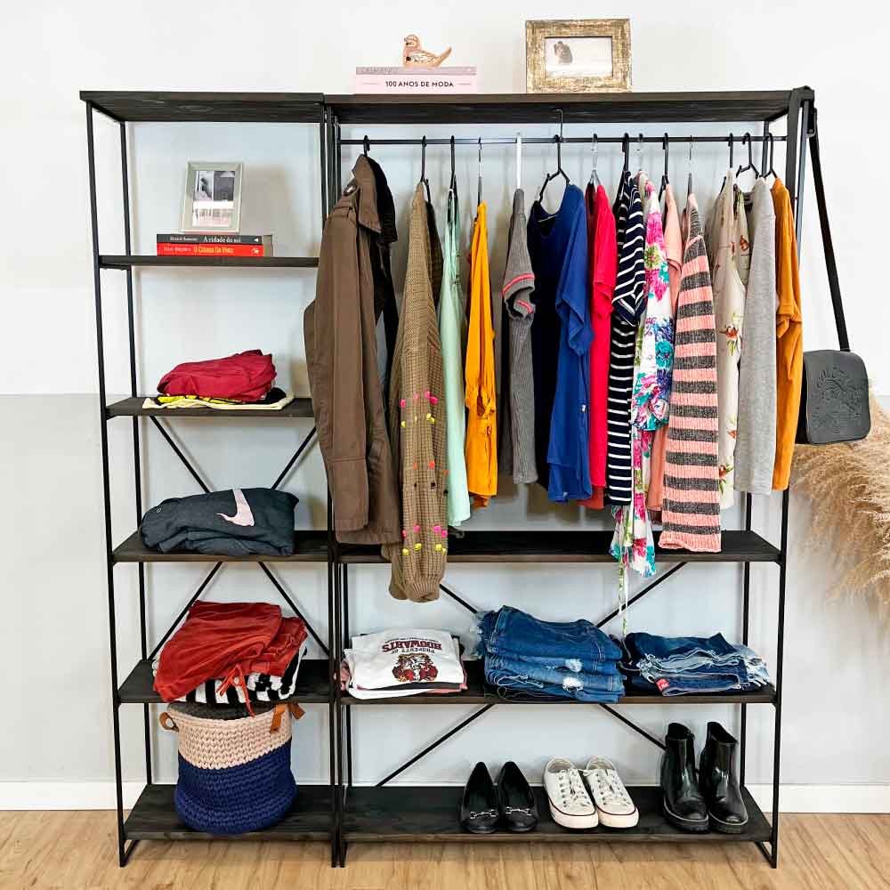 Armário Arara de Roupas Industrial Closet Completo Modular Ample de Ferro e Madeira Tabaco e Preto