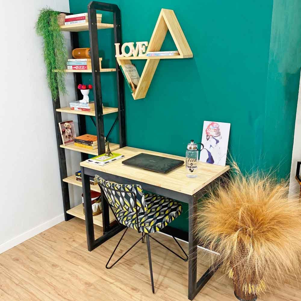 Home Office Escrivaninha e Estante de Madeira Pinus Linea Slim Natural e Preto