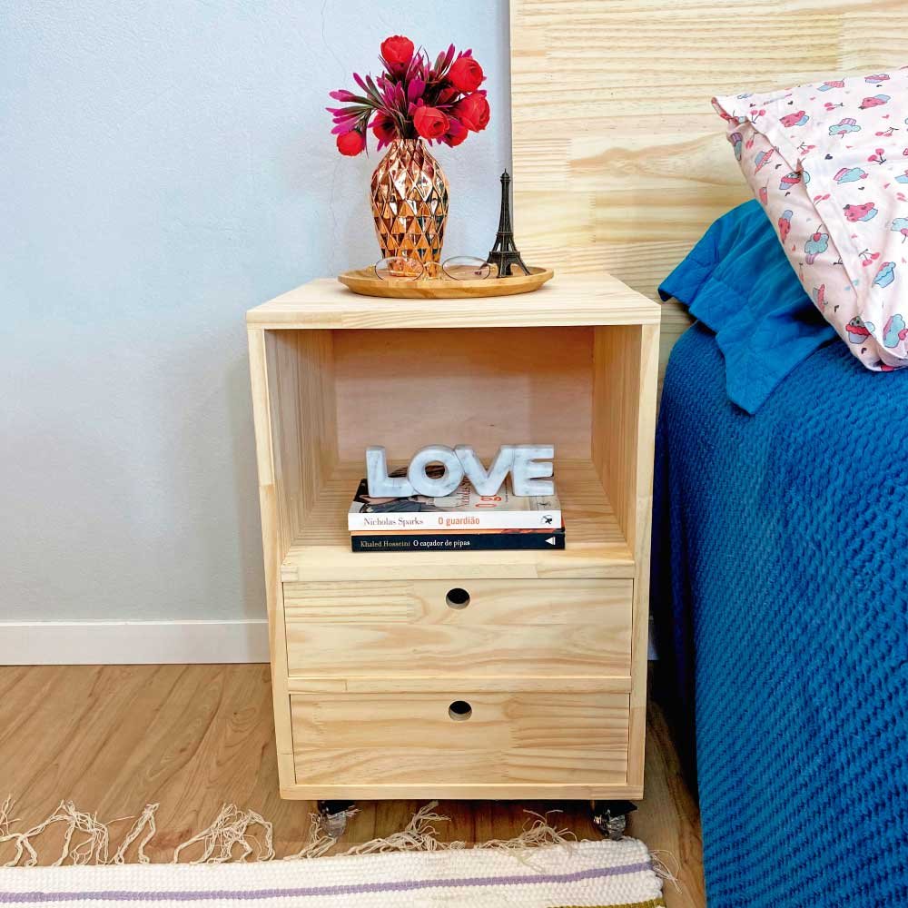 Mesa Auxiliar de Madeira Linea com 2 Gavetas com Rodinha de Silicone Natural