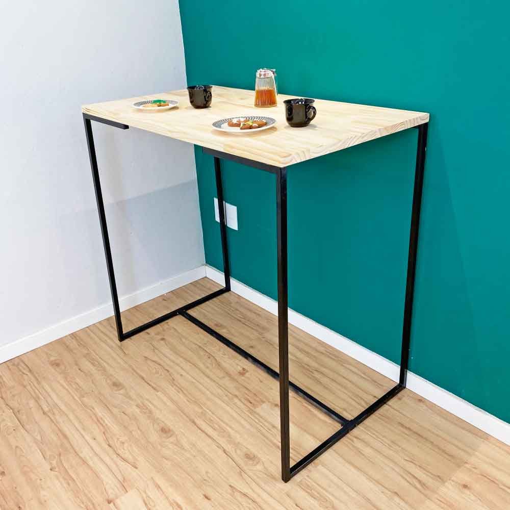 Mesa Bistrô de Ferro e Madeira Industrial Style Natural e Preto