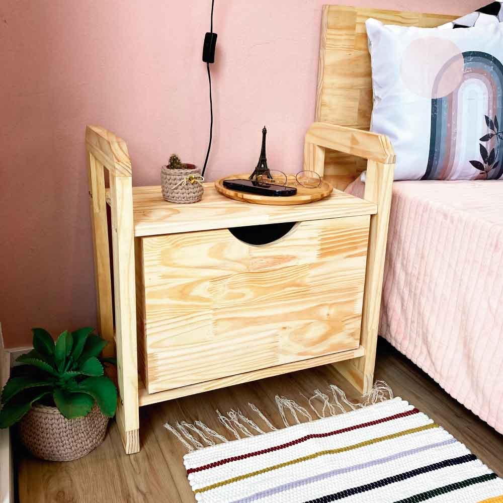 Mesa Lateral de Madeira Pinus Linea com Gaveta Natural