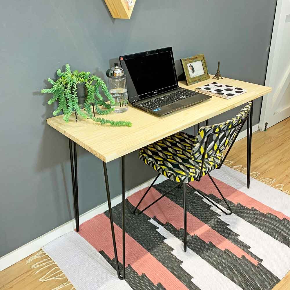 Mesa para Escritório de Ferro e Madeira 120cm Hairpin Industrial Natural e Preto