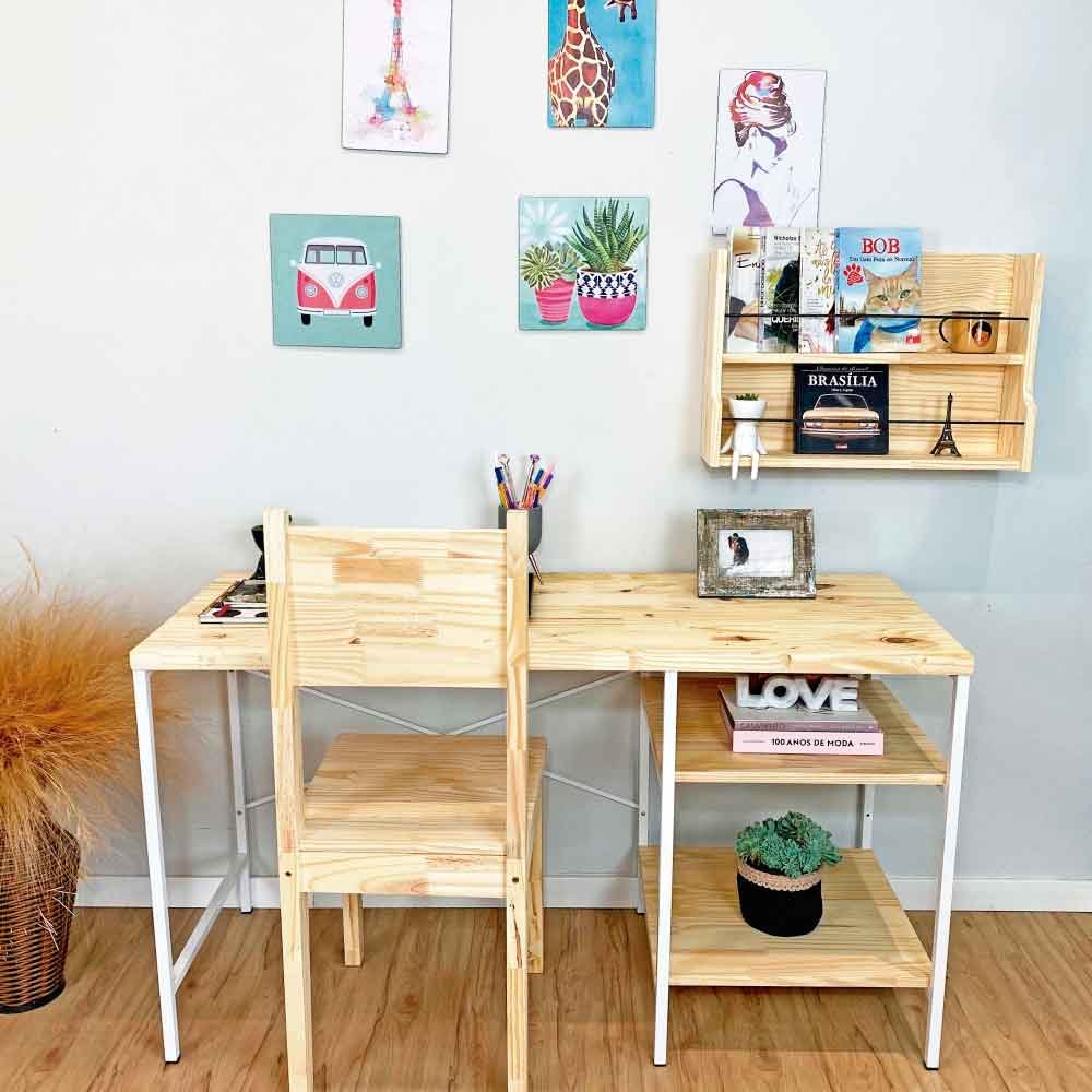 Mesa para Escritório de Ferro e Madeira com Prateleiras Style Industrial Natural e Branco