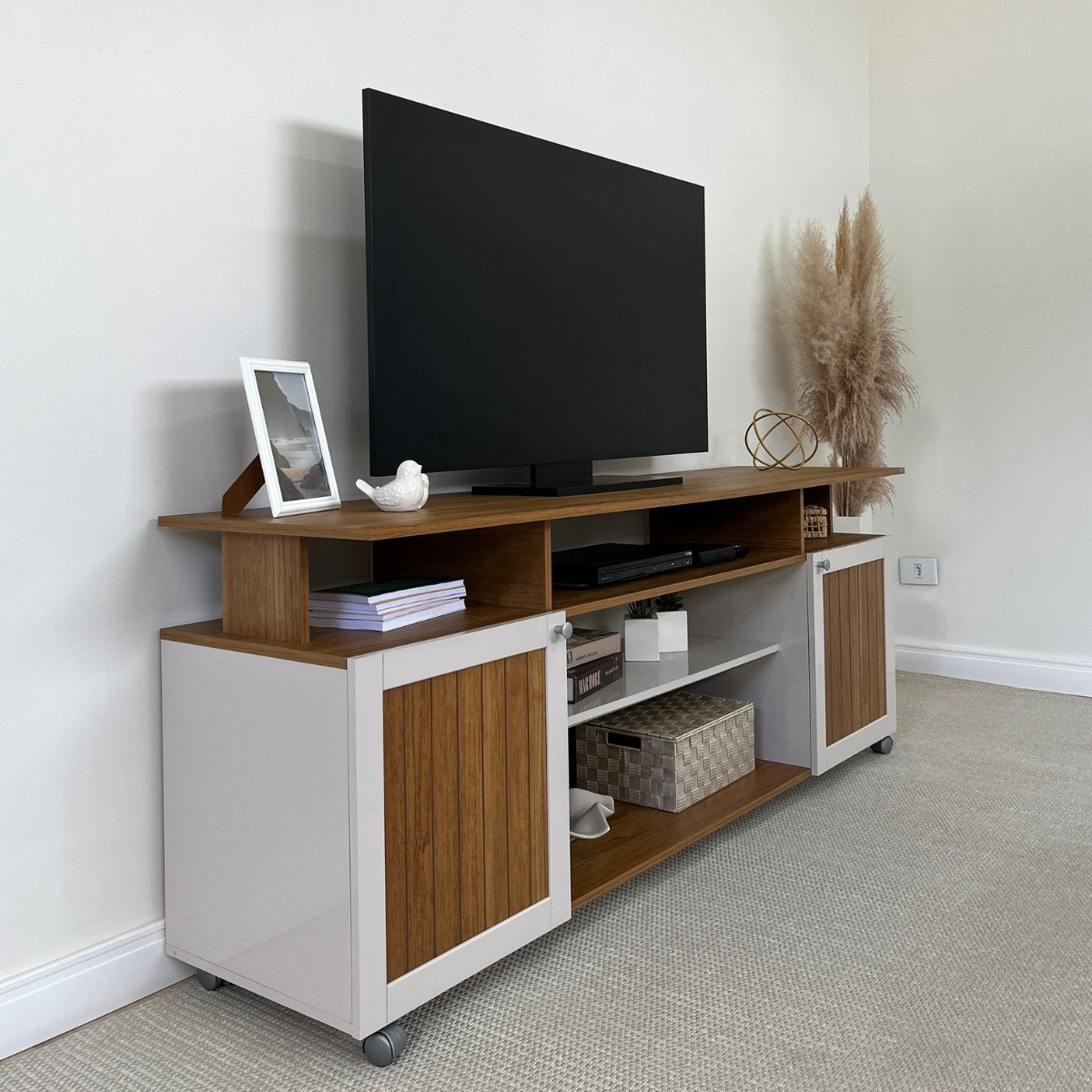 Rack de Sala para TV 75" Artely Ipanema Cinamomo/Off White