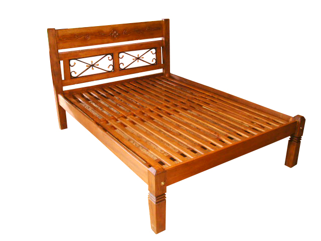 Cama de Casal Carlton em Madeira de Demolição - REF 1467