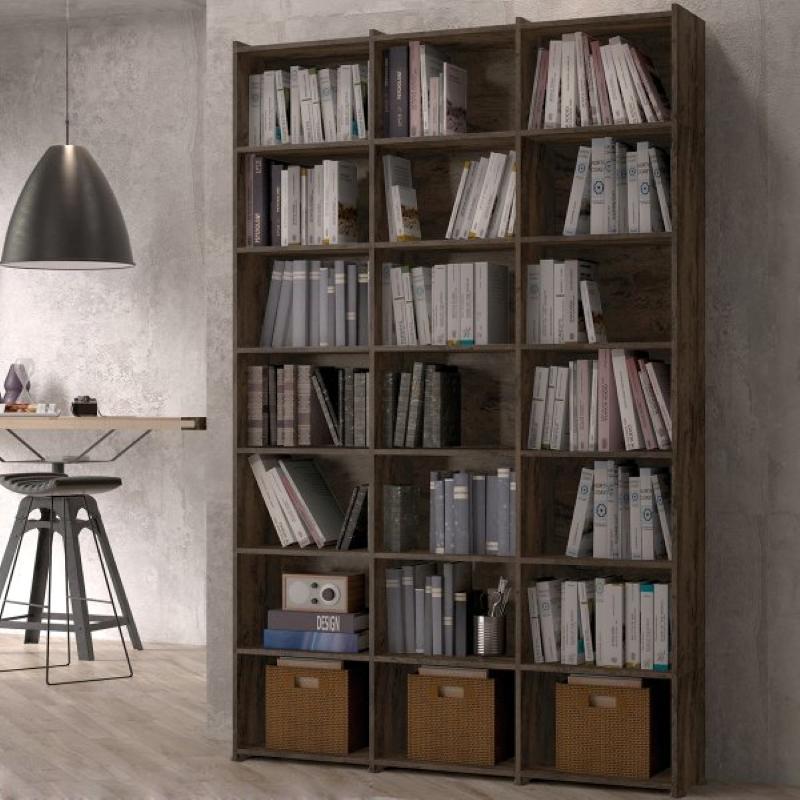 Livreiro Montenegro Castani Bela Casa
