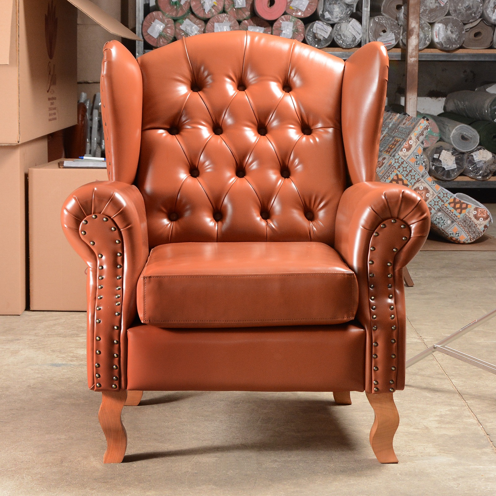 Poltrona Chesterfield Imperador Berger - Couríssimo Caramelo