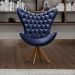 Poltrona Decorativa Egg Com Capitonê Pé Giratório Madeira - Suede Azul Marinho