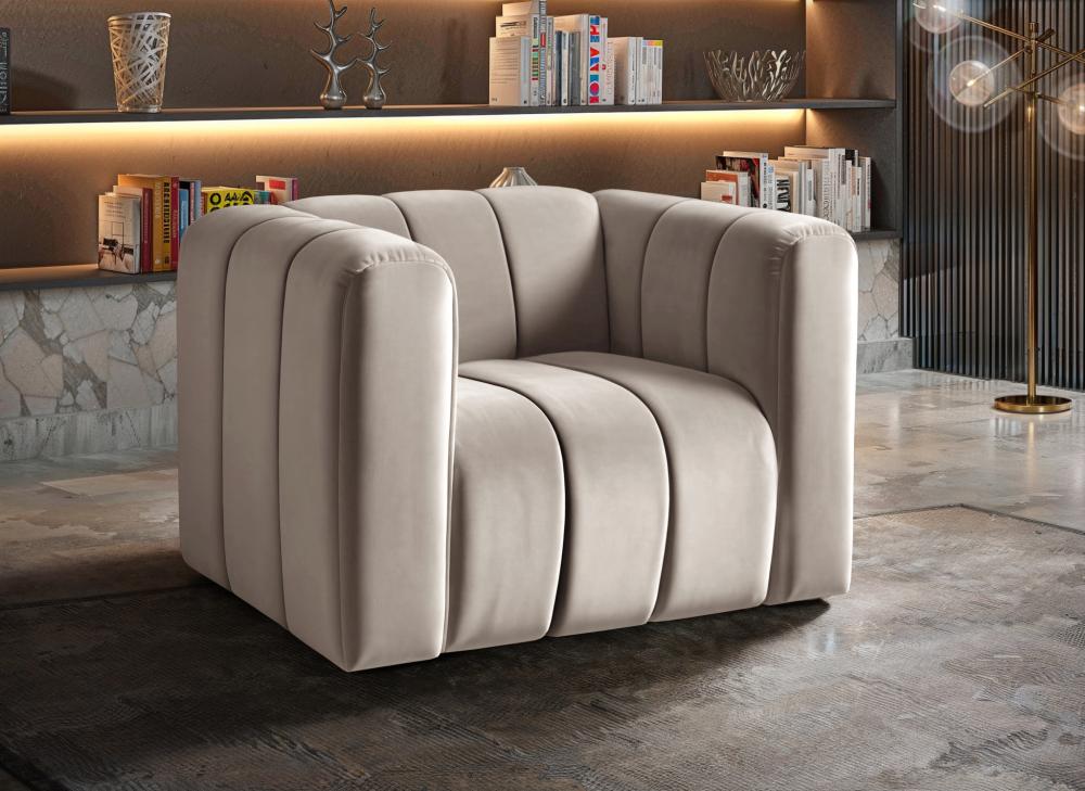 Poltrona Mona Cor:Veludo Capuccino 250